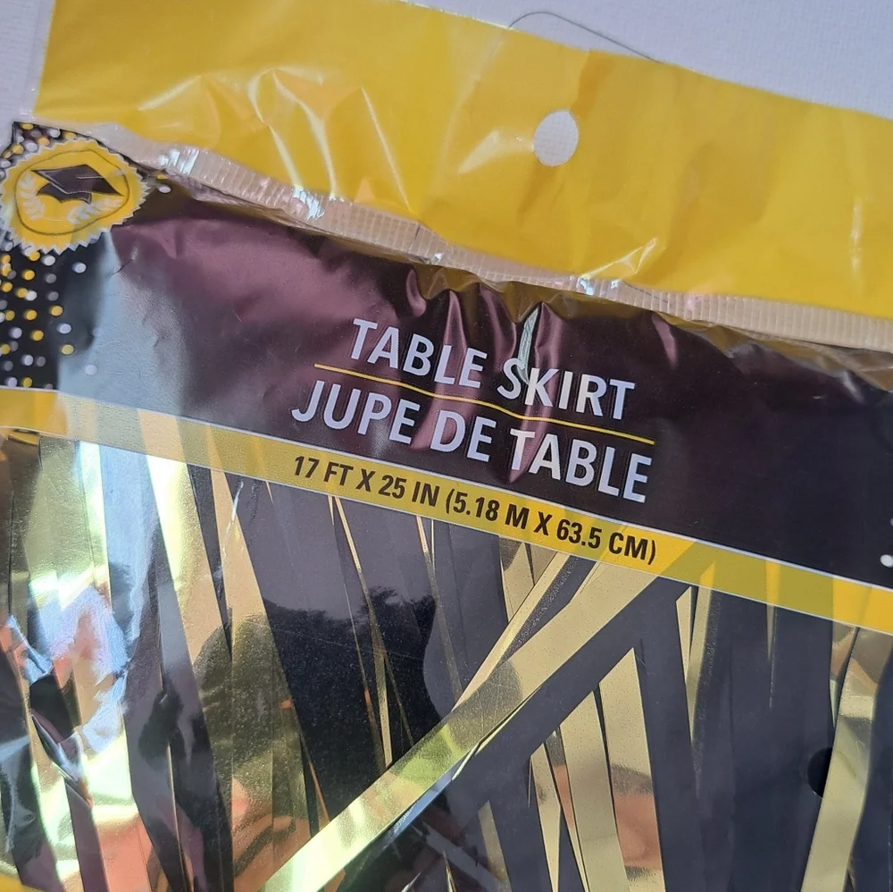 4/$15 🌻 NWT Gold and Black Graduation Party Table Skirt
